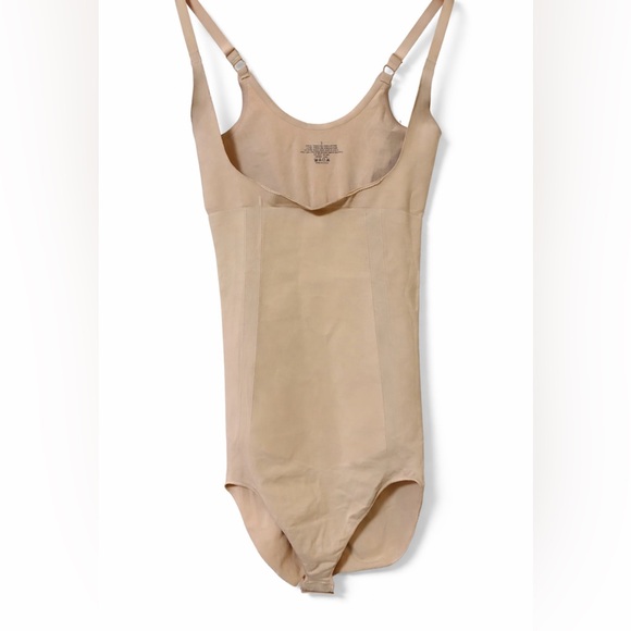 Other - Beige Shapewear Bodysuit
